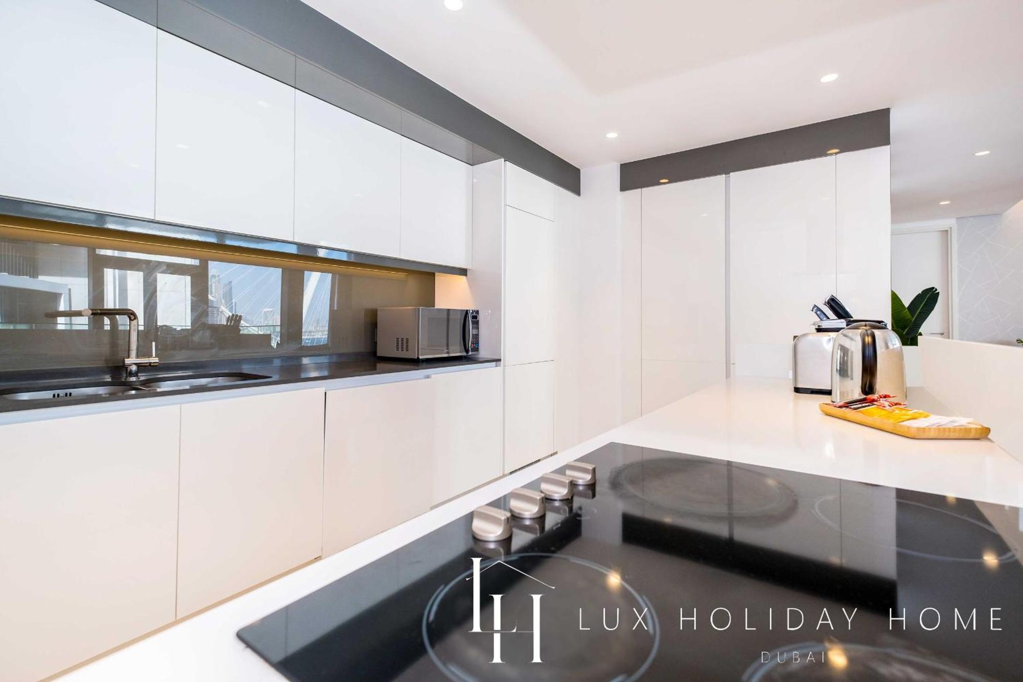 Lux - The Bluewater Island Suite Dubái Exterior foto